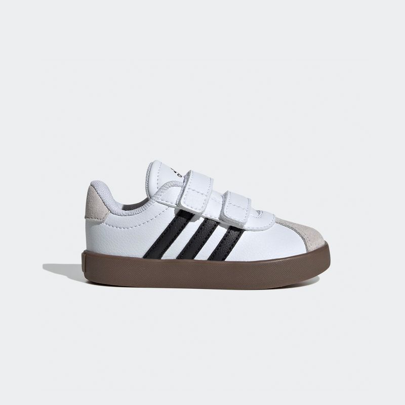 ID9157_1_FOOTWEAR_Photography_Side-Lateral-Center-View_grey